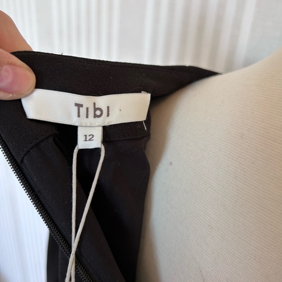 NWT Tibi Sculpted Sleeve Shift Dress in Black Women’s Size 12 $425 Retail - Picture 10 of 12